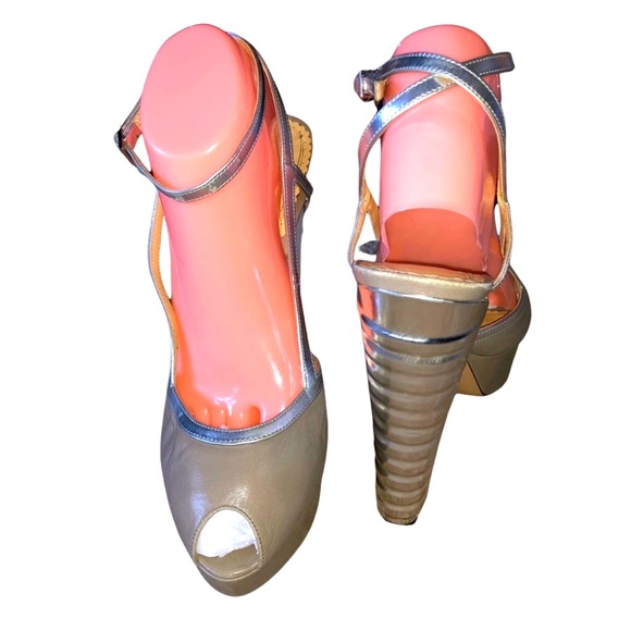 💞💞CHARLOTTE OLYMPIA💞PARTY💞💞FORMAL💞💞 - Picture 6 of 8